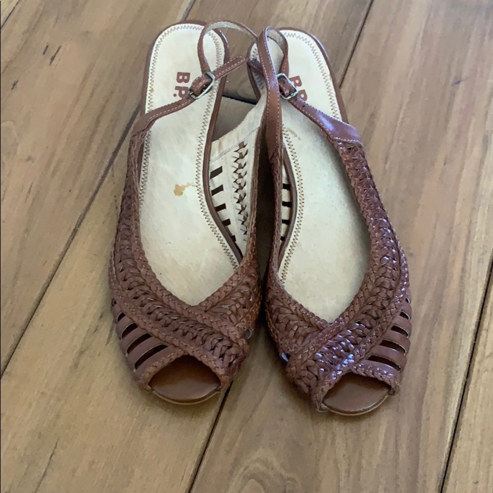 BP brown wedge sandal